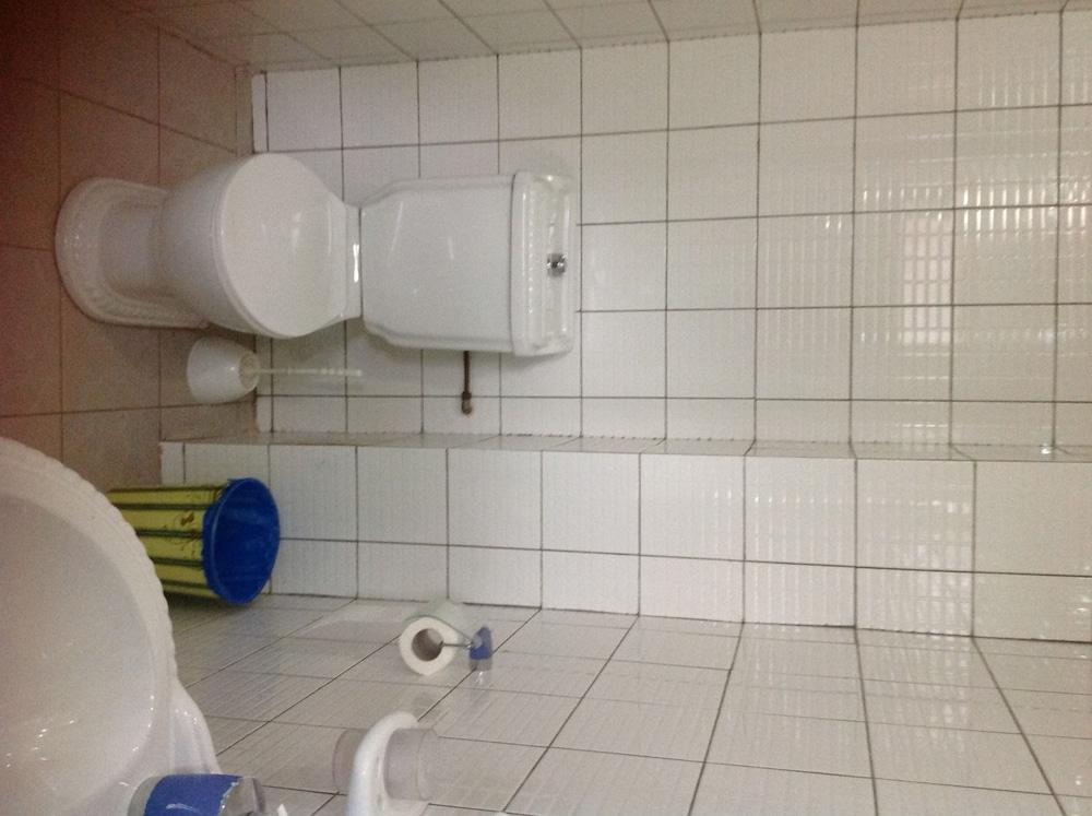 Faso Hotel ワガドゥグー エクステリア 写真